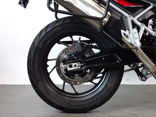 triumph - tiger-900-gt