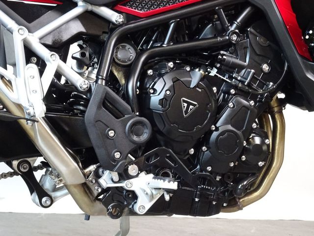 triumph - tiger-900-gt