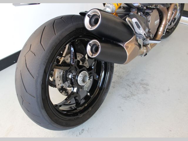 ducati - monster-1200-s