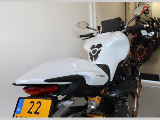 ducati - monster-1200-s