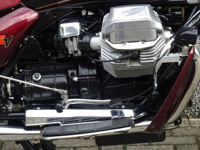 moto-guzzi - california-1000-special