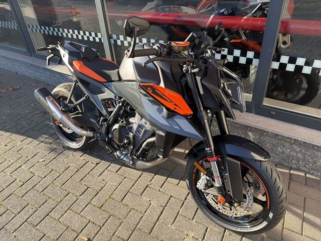 ktm - 990-duke