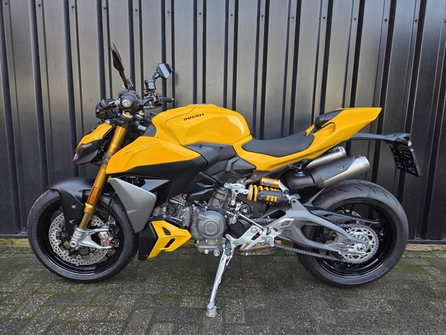 ducati - streetfighter-v2-s