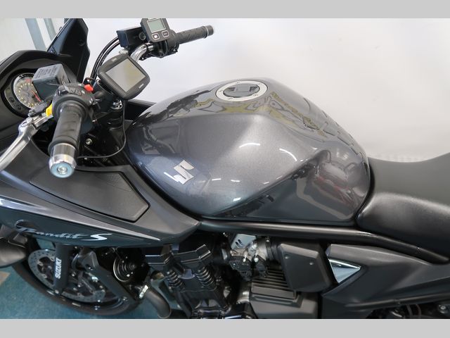 suzuki - gsf-650-s-bandit-abs