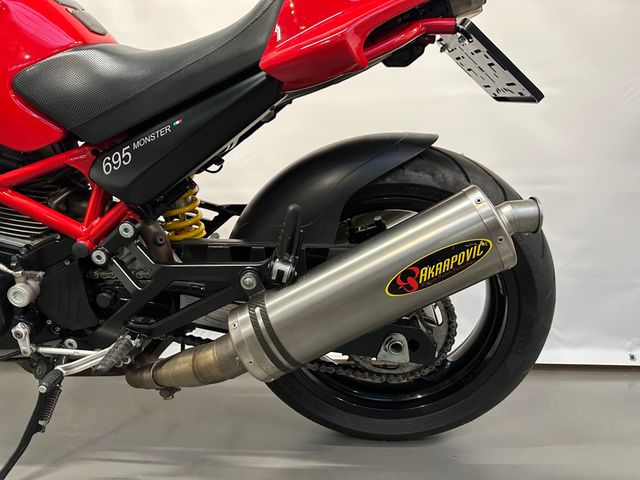 ducati - m-695
