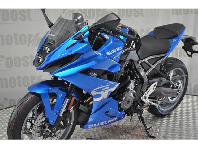 suzuki - gsx-8r