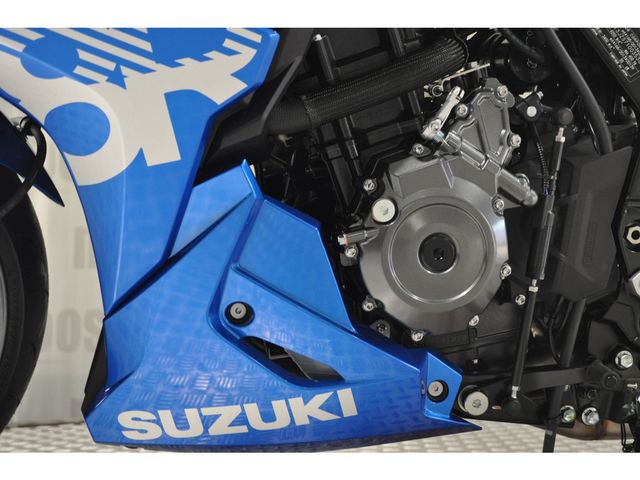 suzuki - gsx-8r