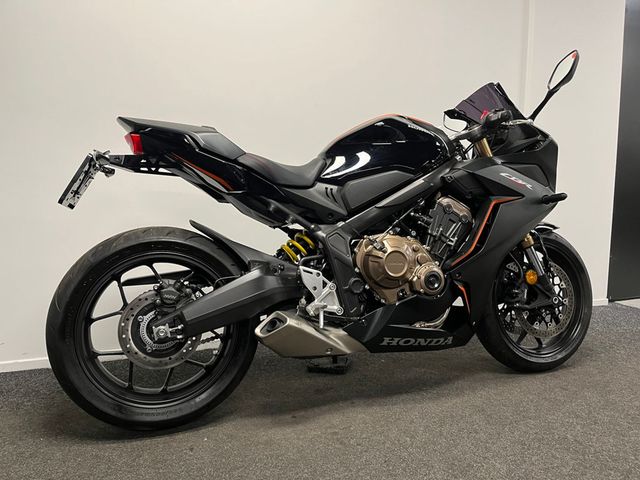 honda - cbr-650-r