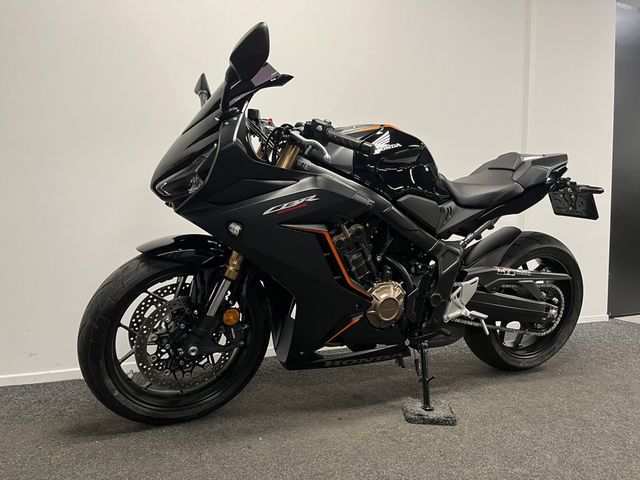 honda - cbr-650-r