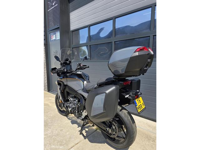 yamaha - tracer-9