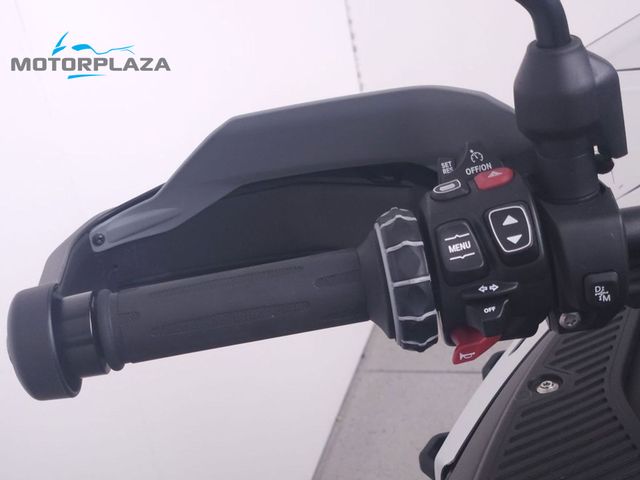 bmw - r-1300-gs-adventure