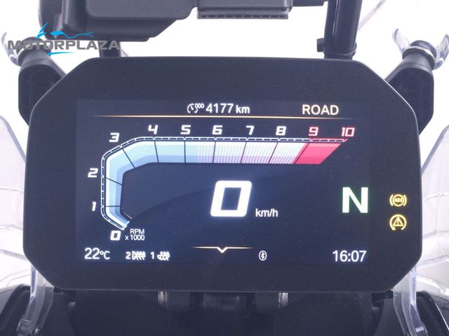 bmw - r-1300-gs-adventure