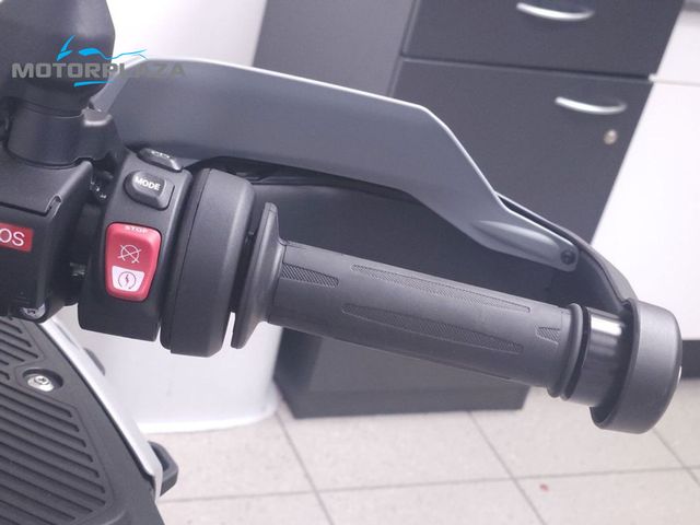 bmw - r-1300-gs-adventure