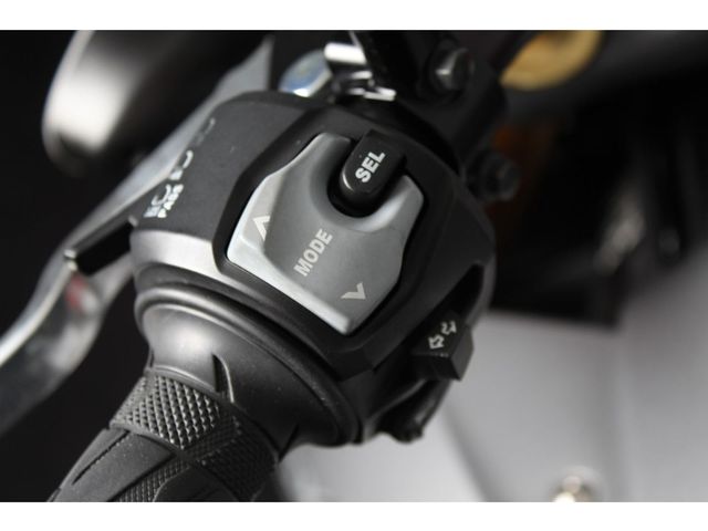 suzuki - gsx-s-1000-abs