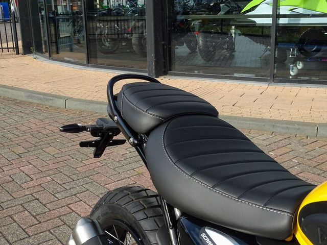 triumph - scrambler-400-xc