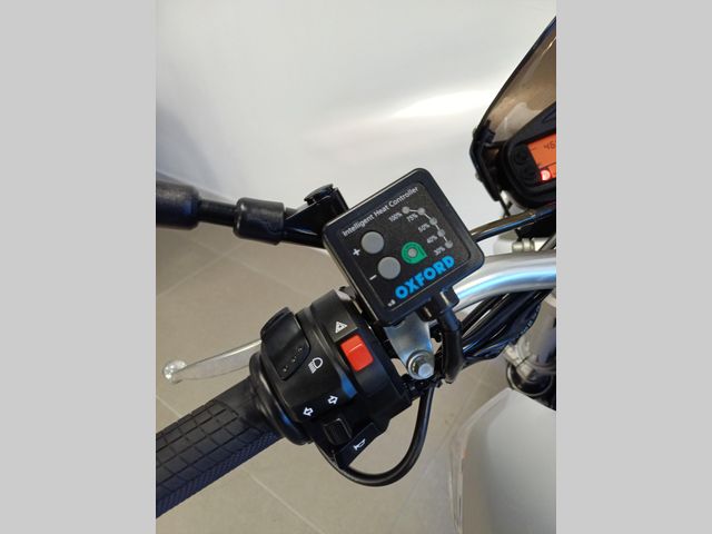 suzuki - gsr-600