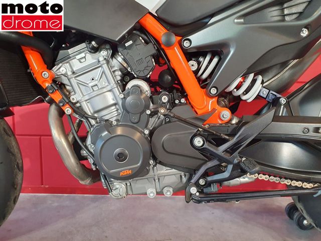 ktm - 890-duke-r