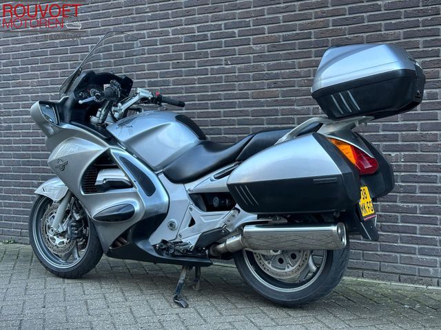 honda - st-1300-pan-european