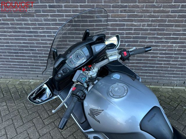 honda - st-1300-pan-european