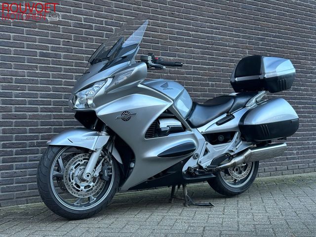 honda - st-1300-pan-european