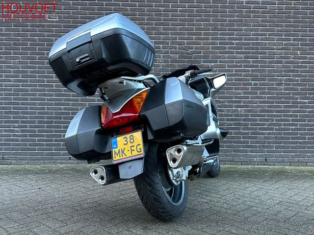 honda - st-1300-pan-european
