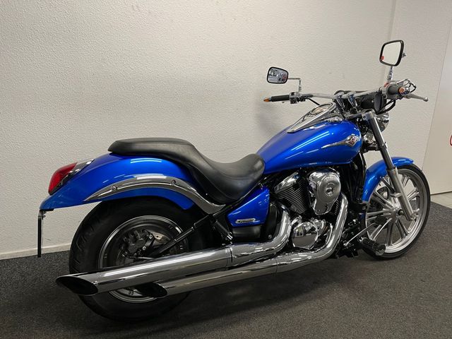 kawasaki - vn-900-custom