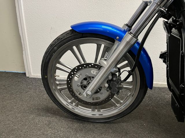 kawasaki - vn-900-custom