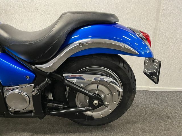 kawasaki - vn-900-custom