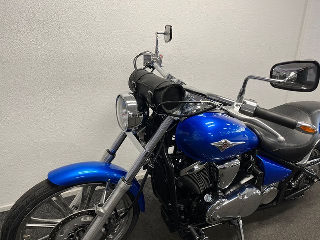 kawasaki - vn-900-custom