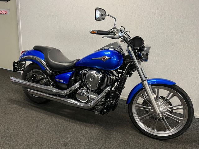 kawasaki - vn-900-custom