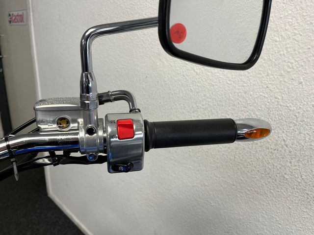 kawasaki - vn-900-custom