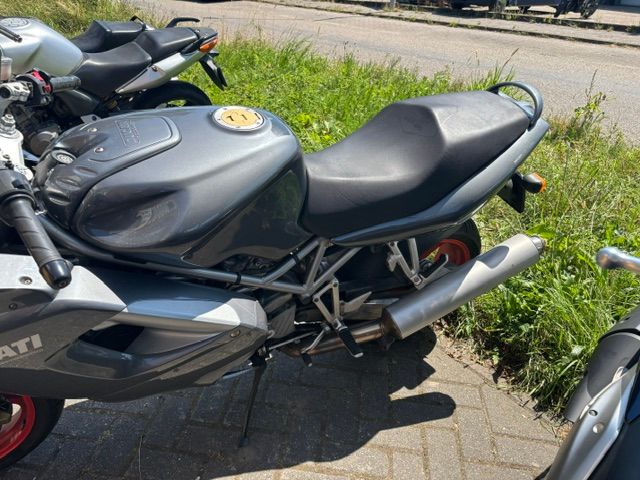 ducati - st-4s