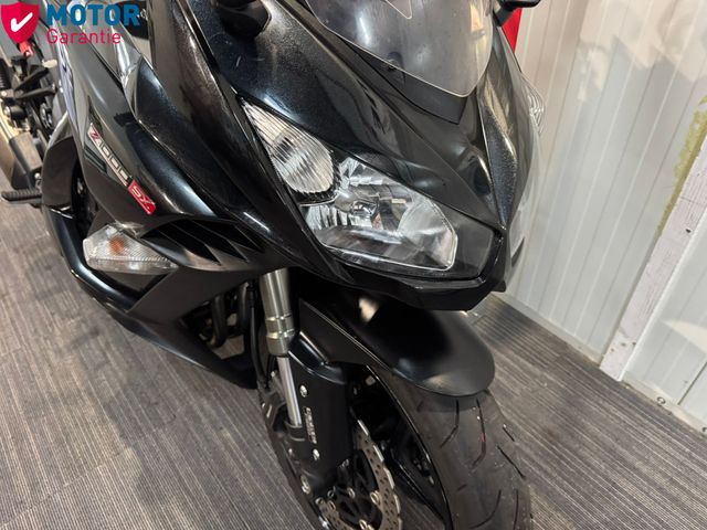 kawasaki - z-1000-sx-abs