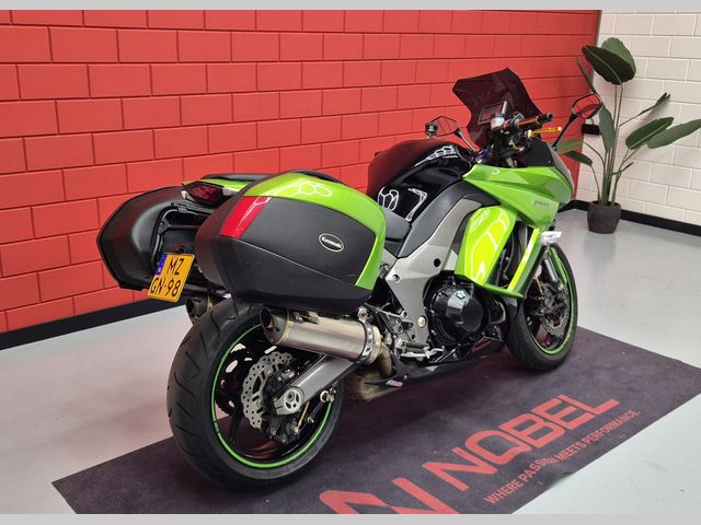 kawasaki - z-1000-sx-abs