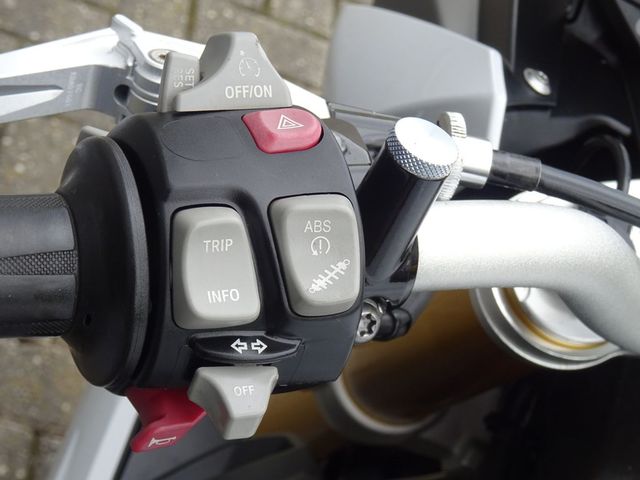 bmw - s-1000-rr