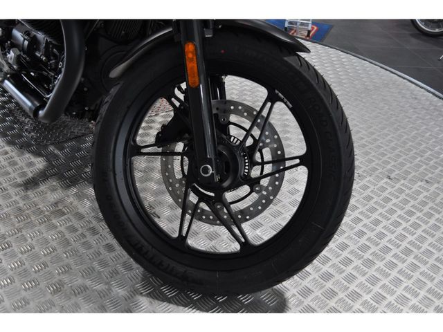 moto-guzzi - v-7-stone