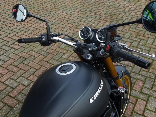 kawasaki - z900rs-se