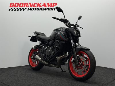 YAMAHA MT 07 ABS – foto 3