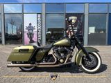 HARLEY-DAVIDSON ROAD KING FLHR
