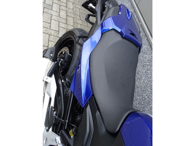 bmw - f-900-r