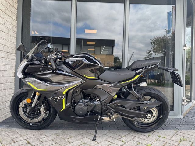 benelli - tornado