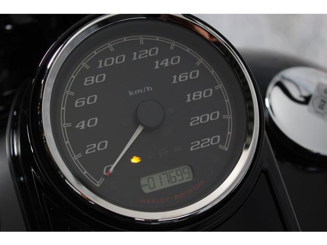 harley-davidson - road-king-special