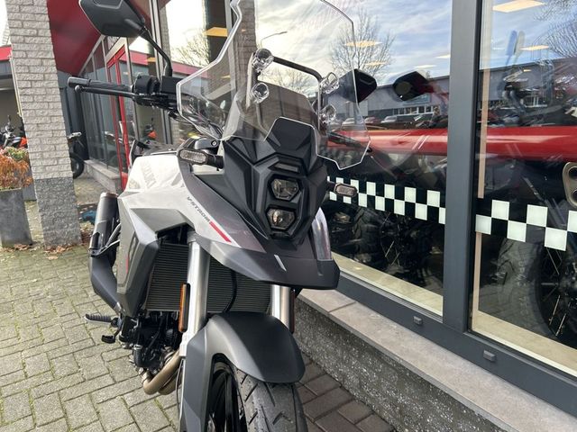suzuki - v-strom-800