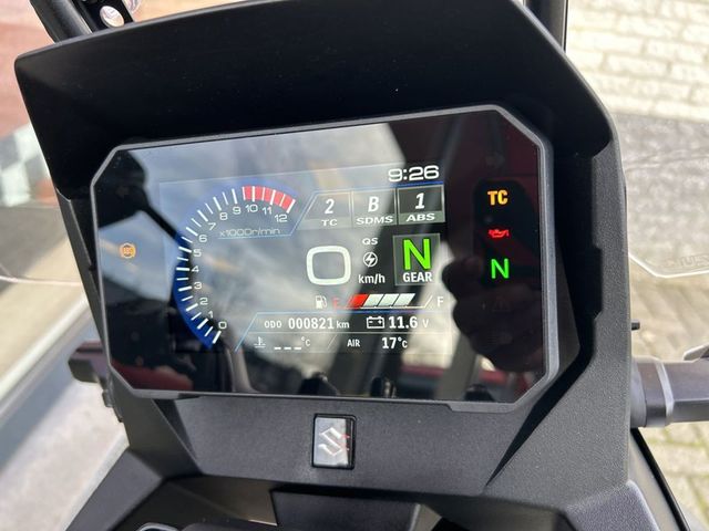 suzuki - v-strom-800