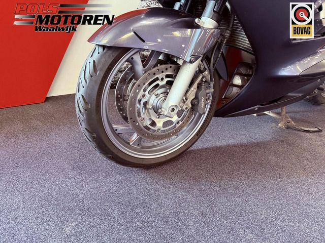 honda - st-1300-pan-european