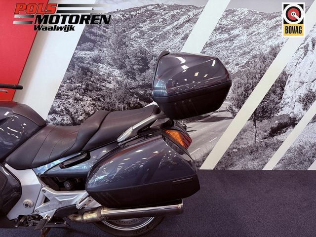 honda - st-1300-pan-european