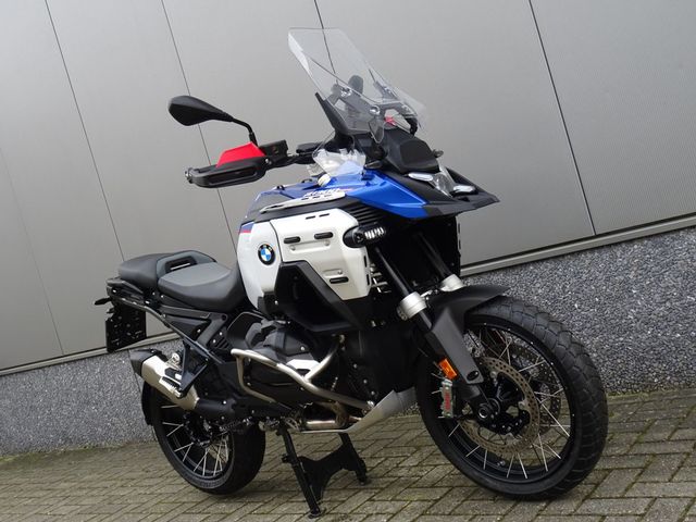 bmw - r-1300-gs-adventure-trophy