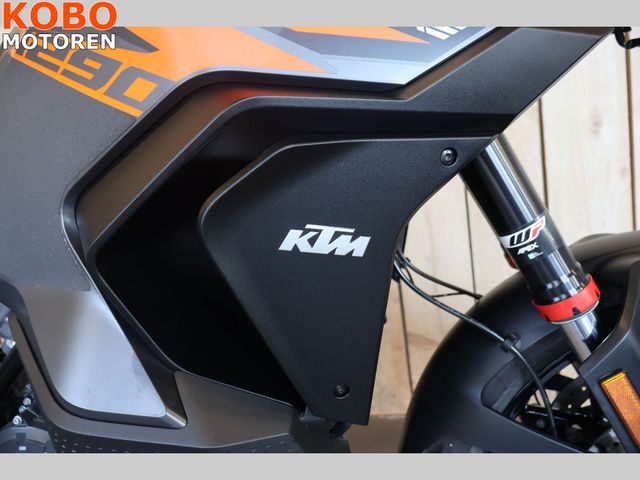 ktm - 1290-super-adventure-s