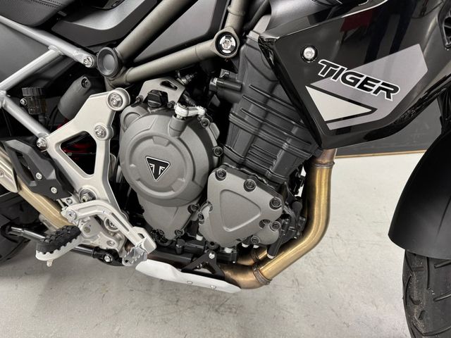 triumph - tiger-1200-gt-pro