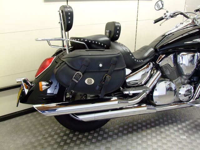 honda - vtx-1300